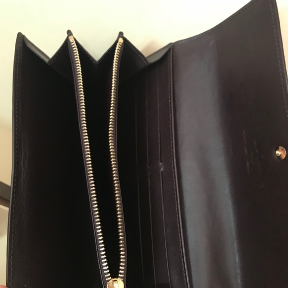 Authentic LV Sarah wallet - Picture 3 of 5